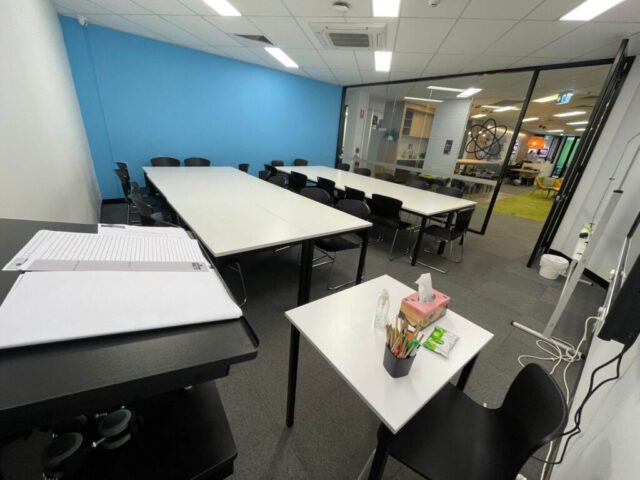 Curie Room 1